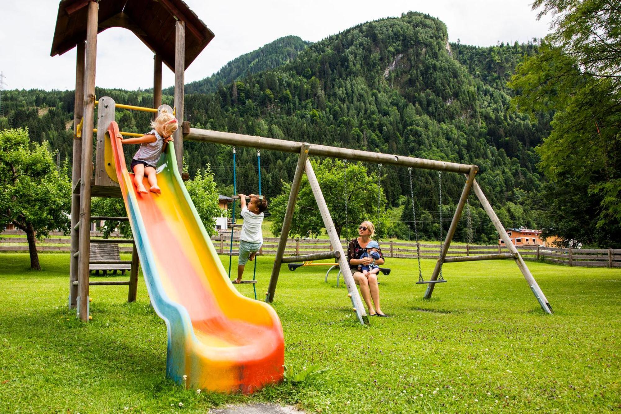 Appartement Muehle - Including Summercard, Sauna, Kaprun'S Largest Private Garden With Panoramic View Exterior photo